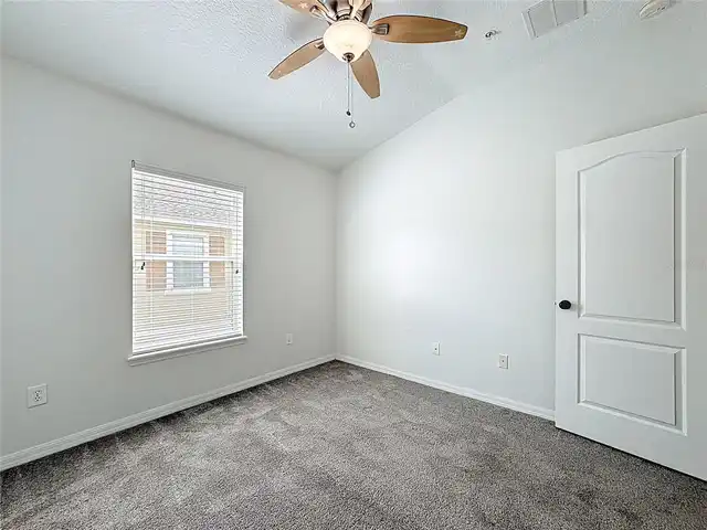 Listing Photo 33