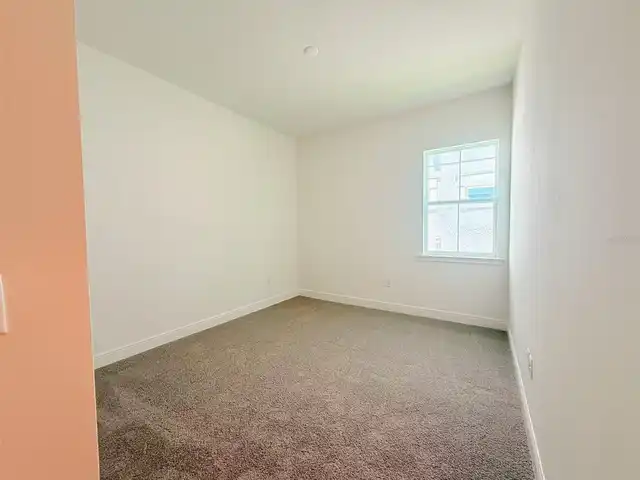 Listing Photo 28