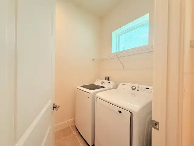 Listing Photo 33