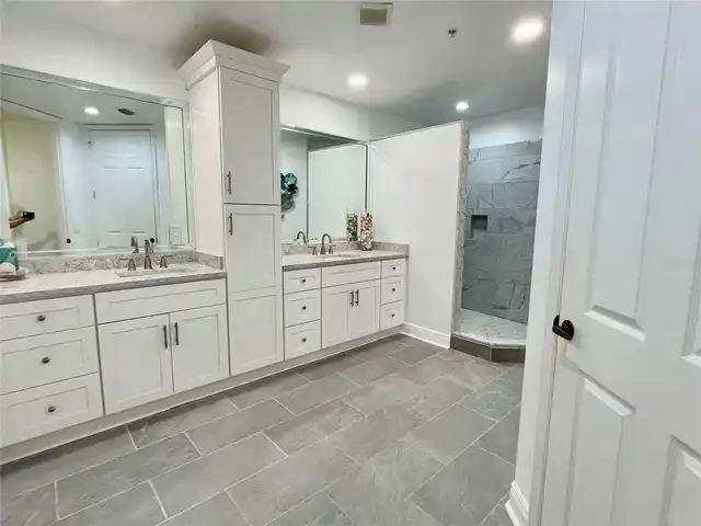 Listing Photo 46