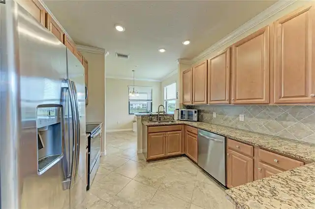 Listing Photo 16