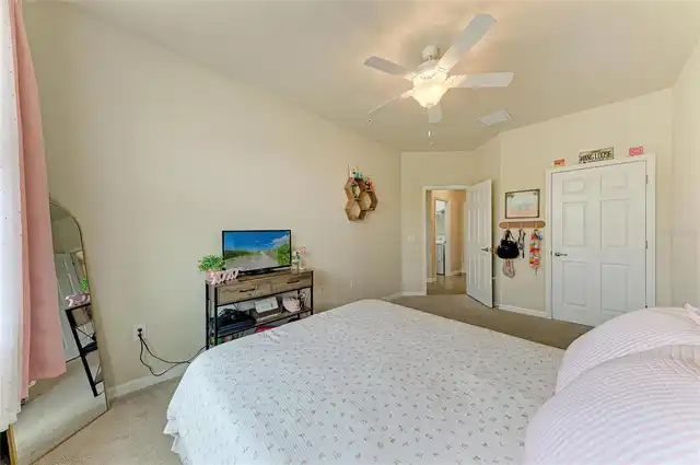 Listing Photo 37