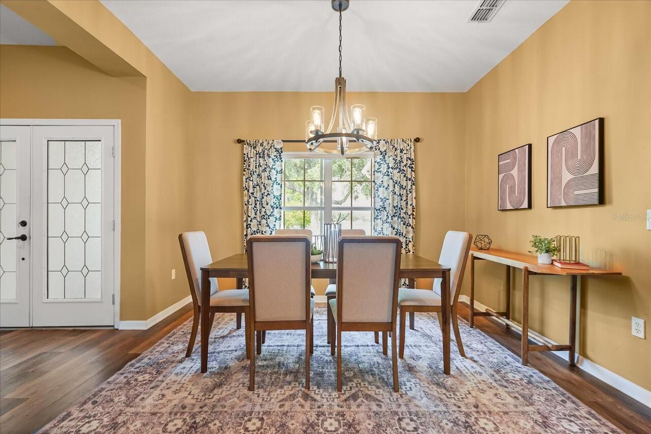 Listing Photo 14