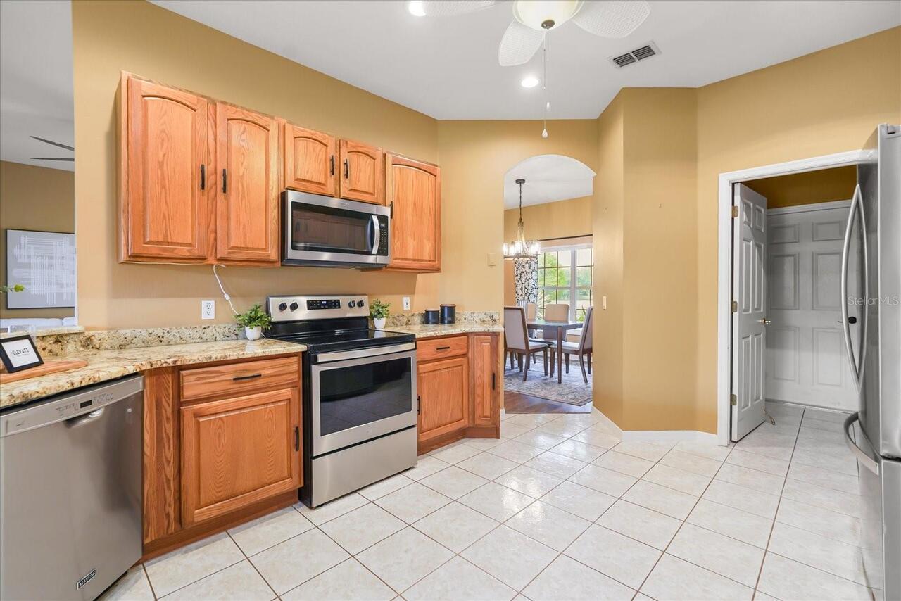 Listing Photo 16