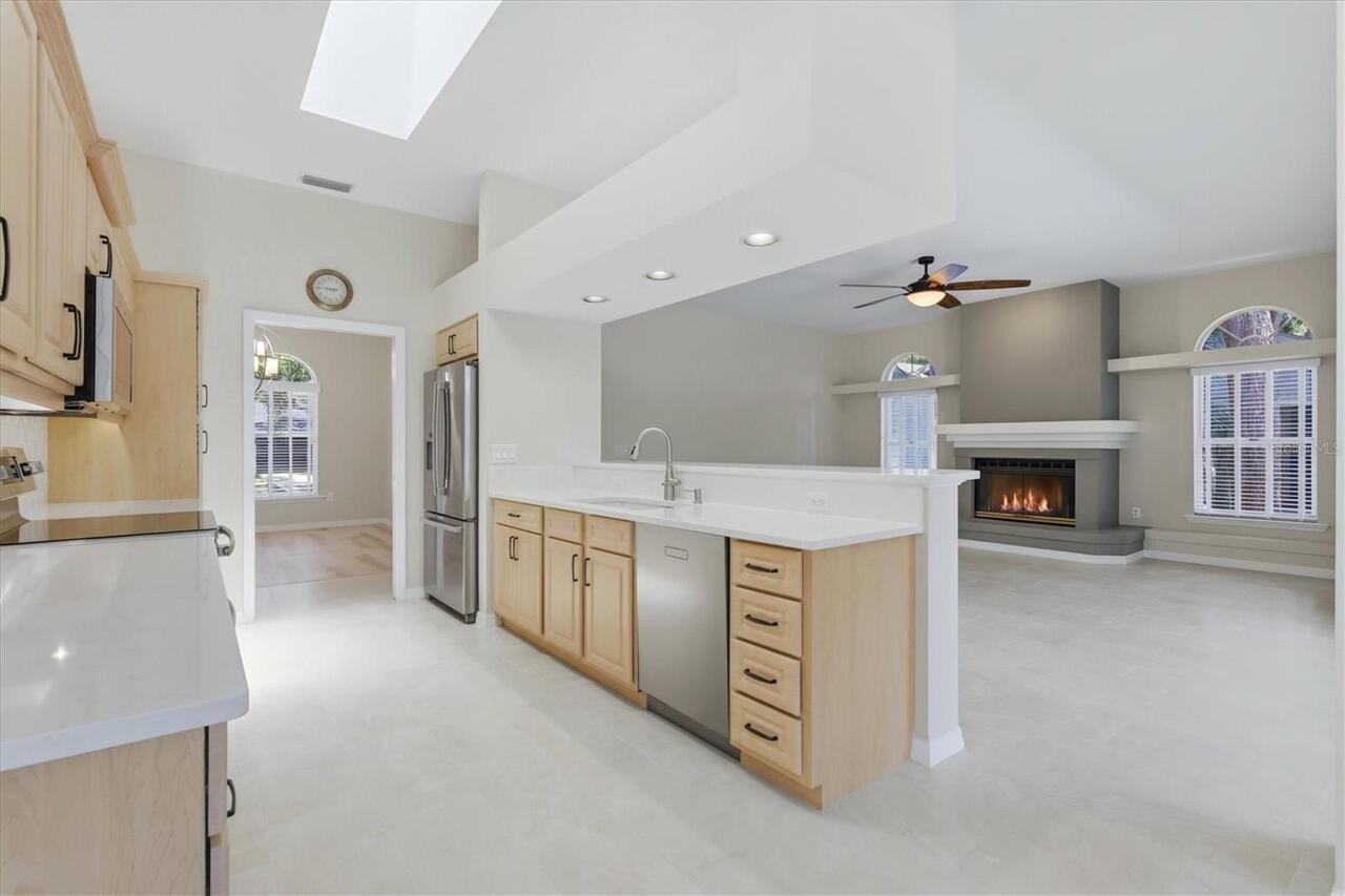 Listing Photo 15