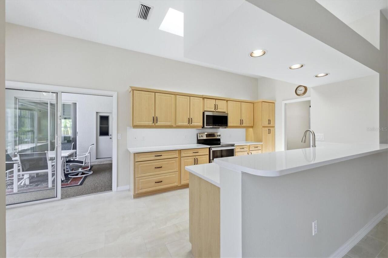 Listing Photo 17