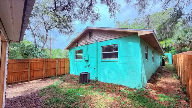 Listing Photo 21