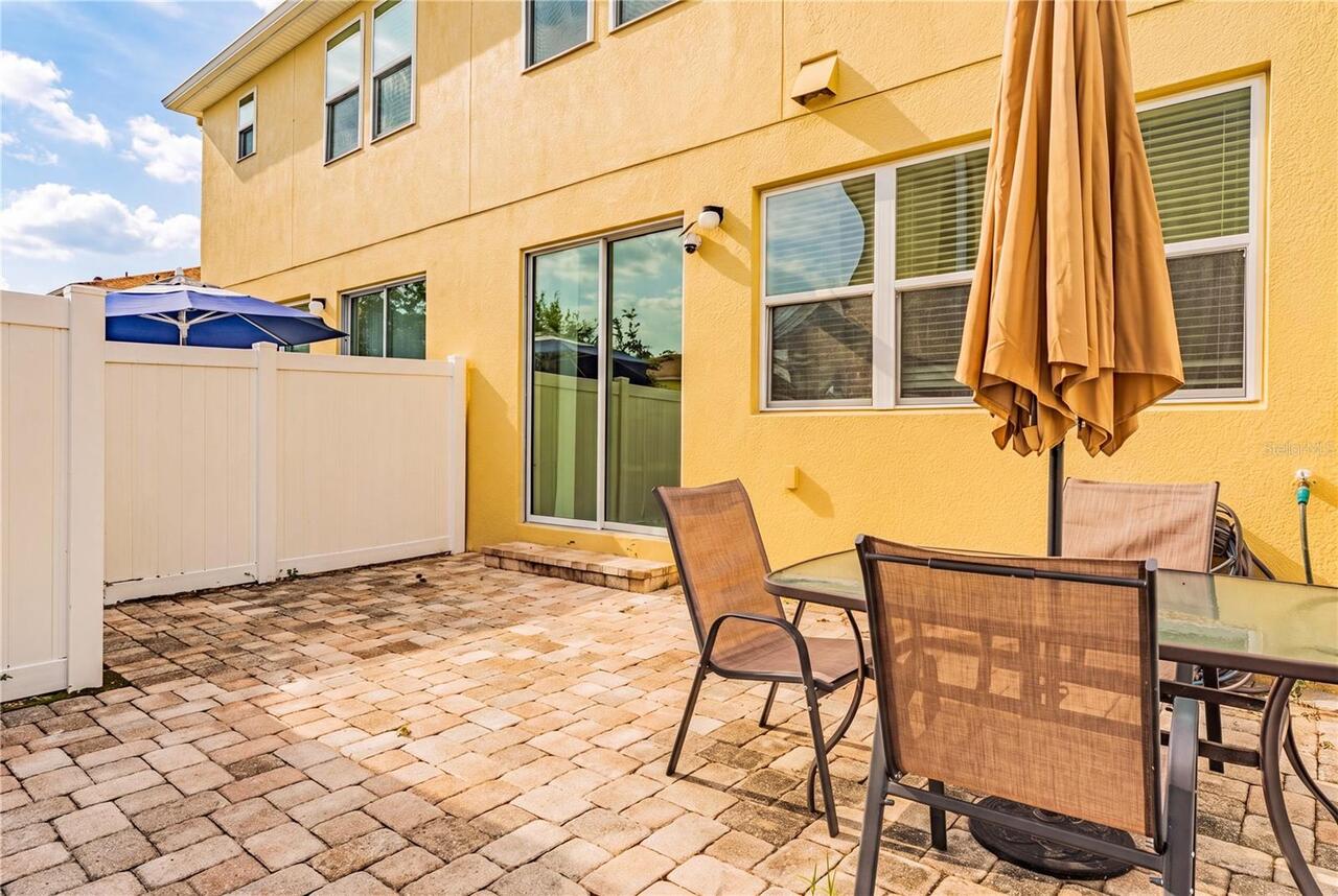 Listing Photo 9