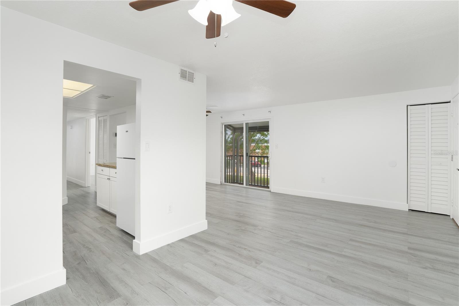 Listing Photo 7