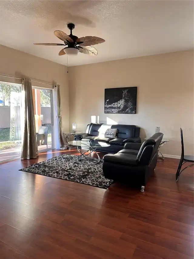 Listing Photo 7