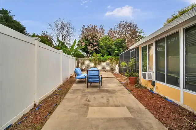 Listing Photo 16