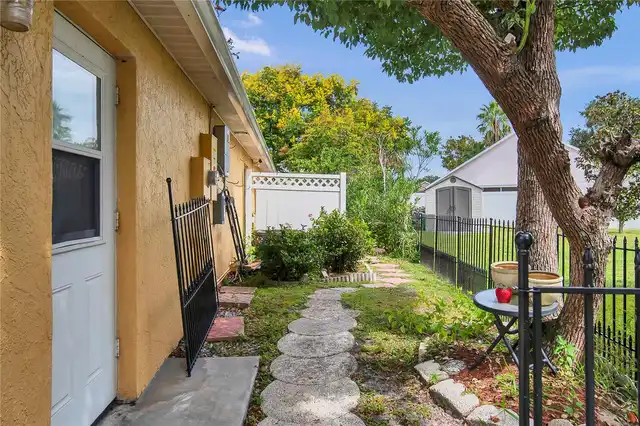Listing Photo 17