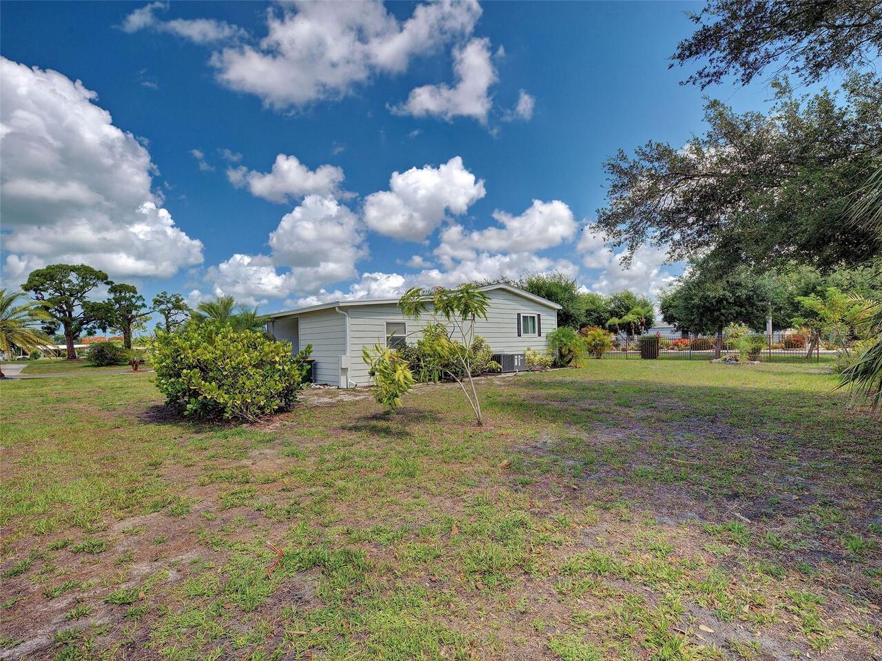 Listing Photo 14