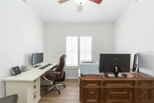 Listing Photo 9