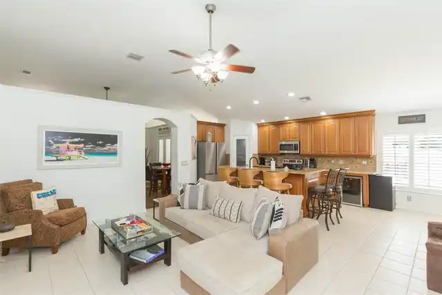 Listing Photo 14