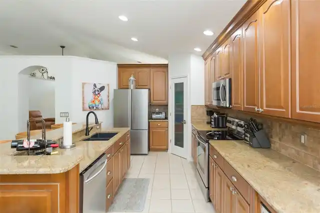 Listing Photo 17