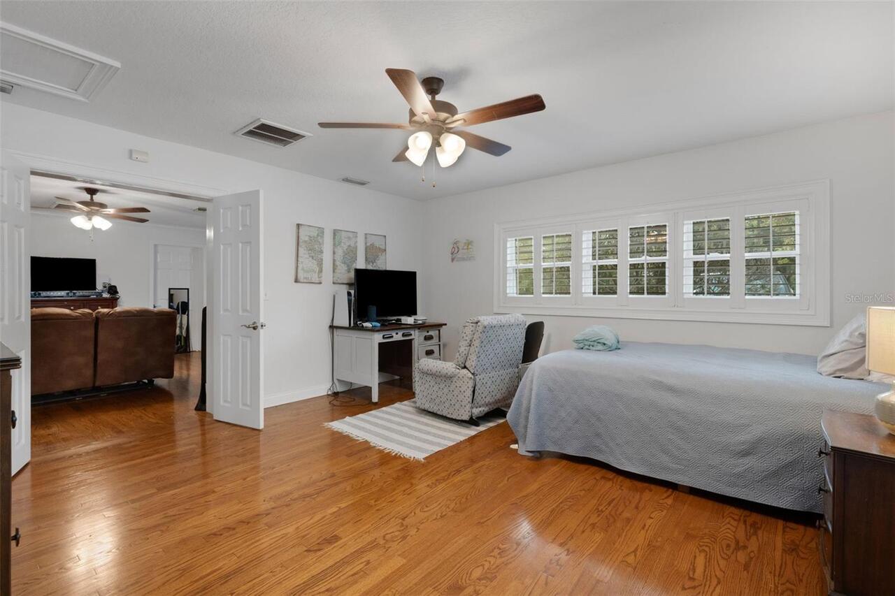Listing Photo 23