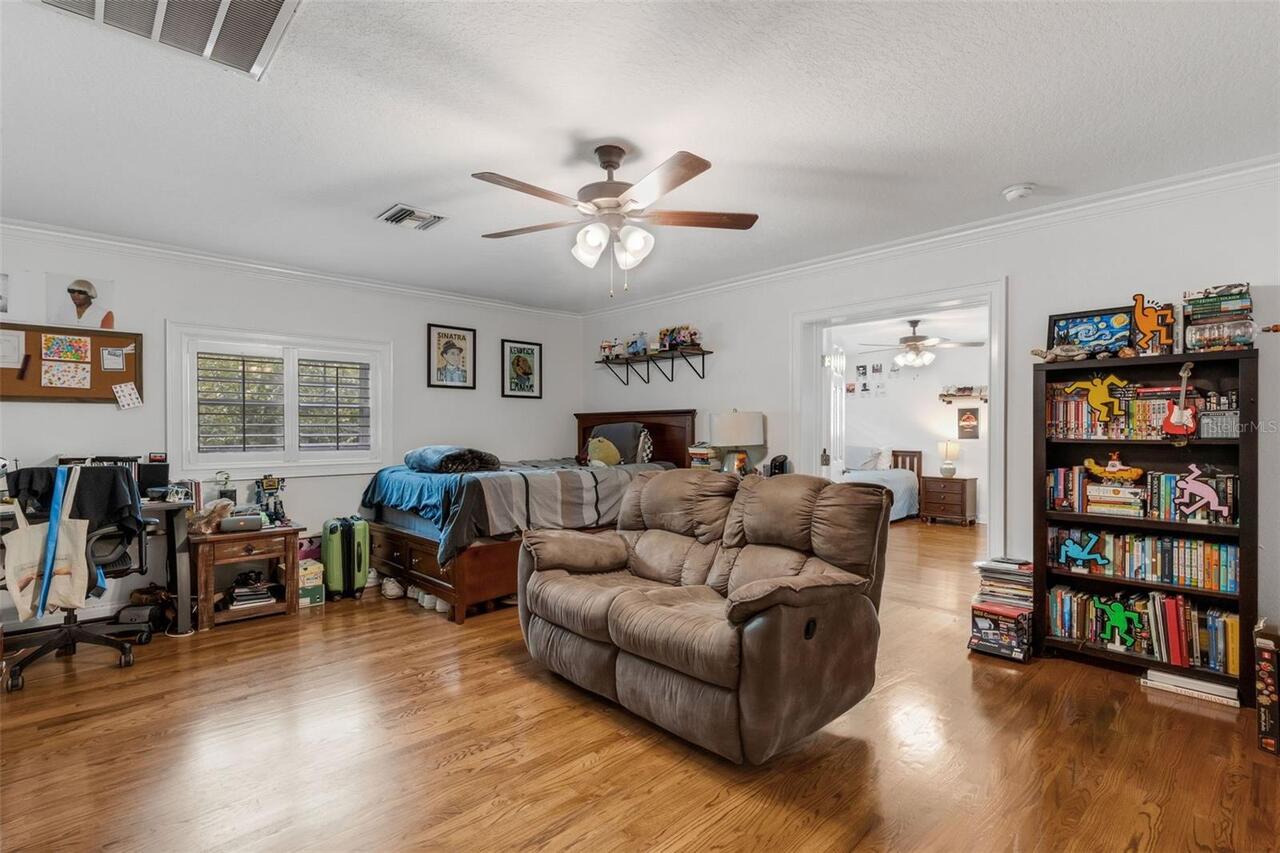 Listing Photo 25