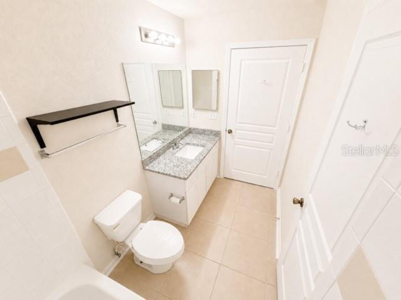 Listing Photo 10