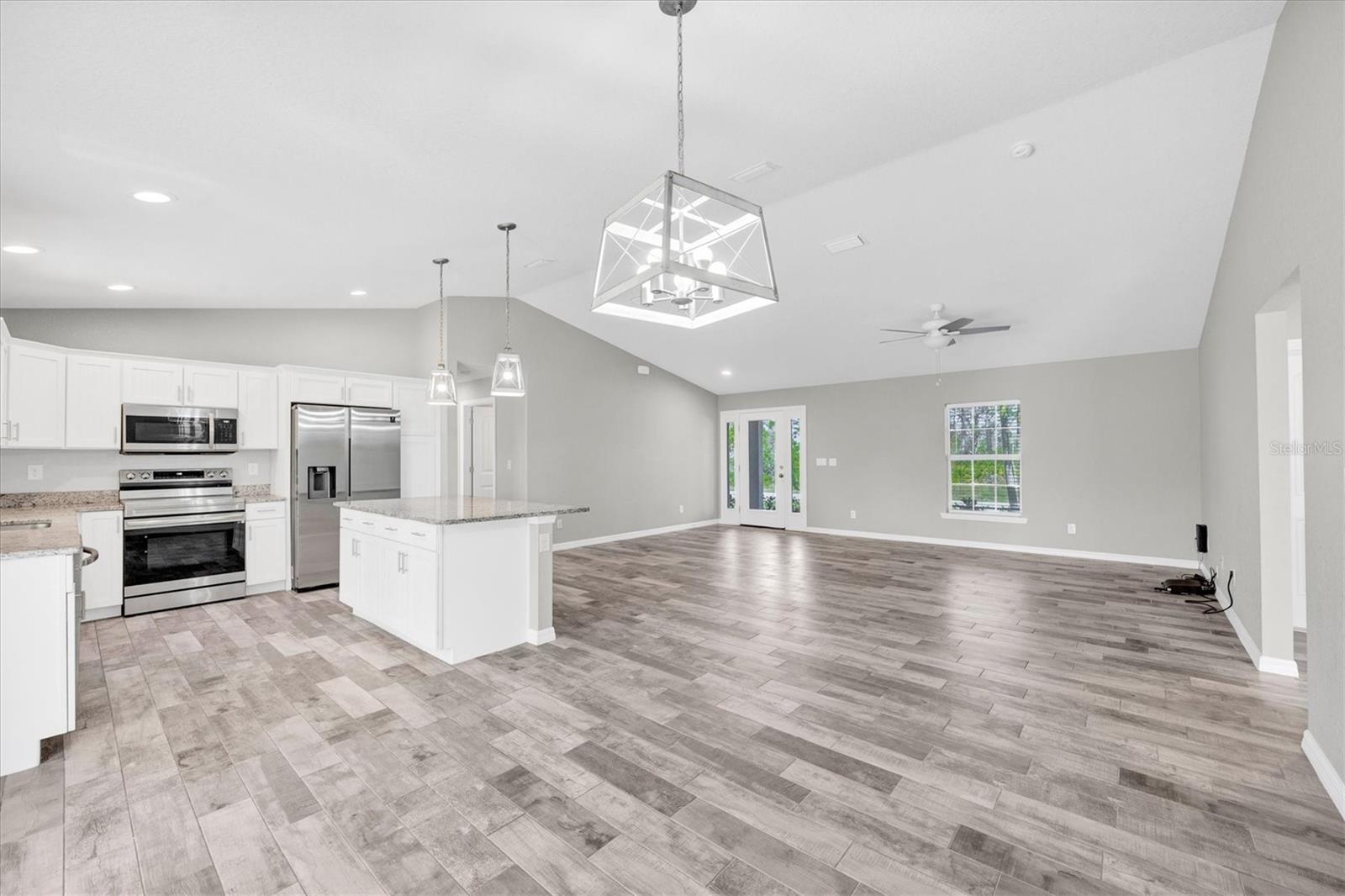 Listing Photo 18