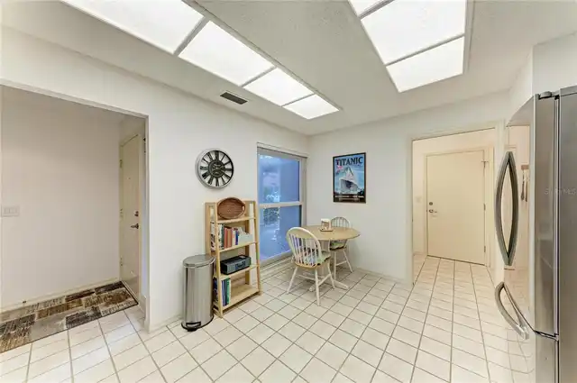 Listing Photo 16