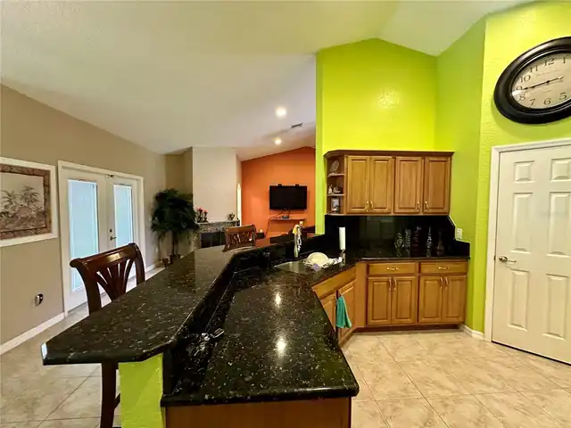 Listing Photo 15