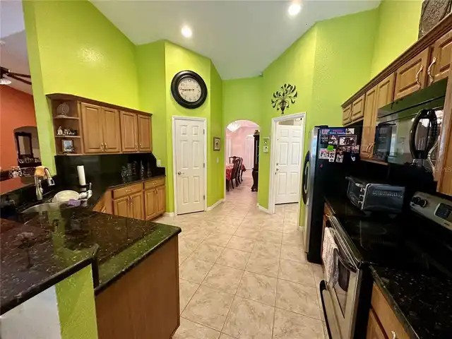 Listing Photo 16