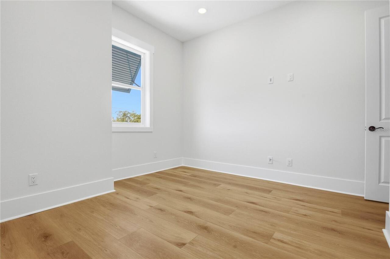 Listing Photo 41