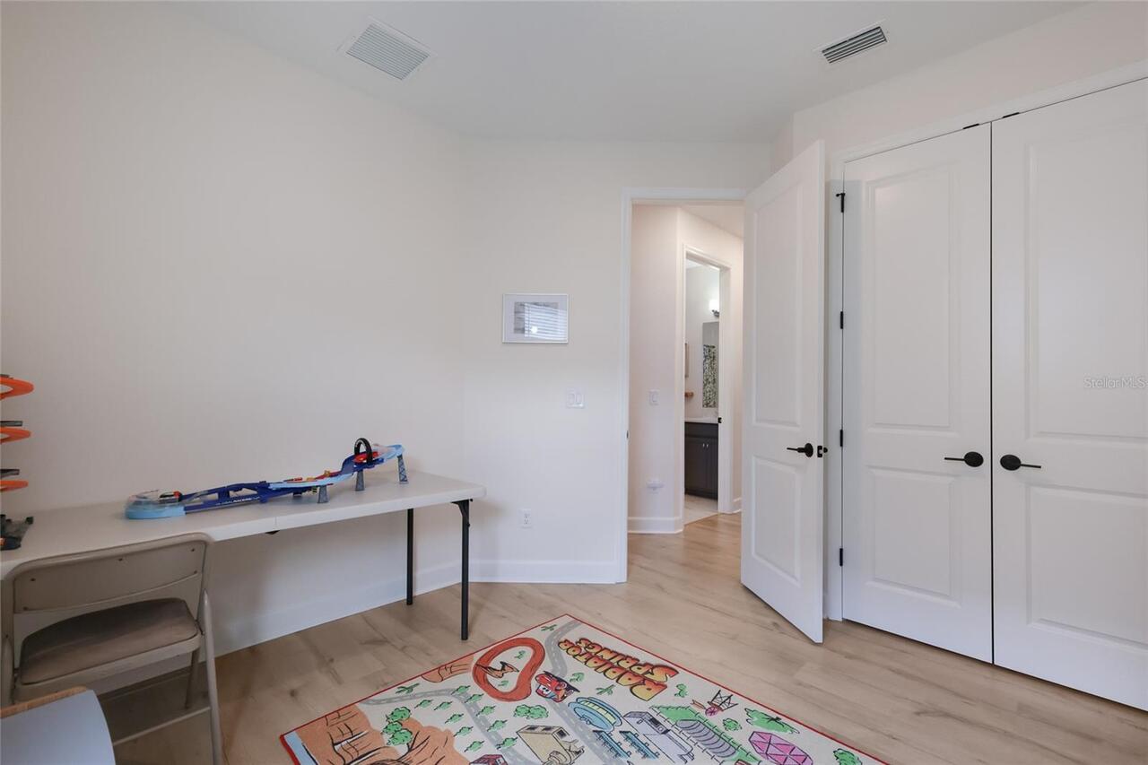 Listing Photo 33