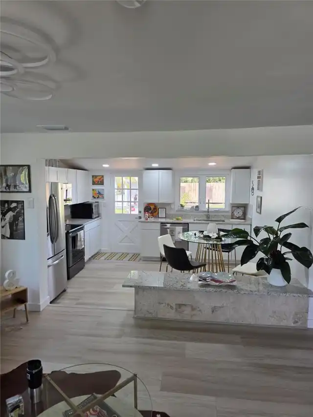 Listing Photo 21