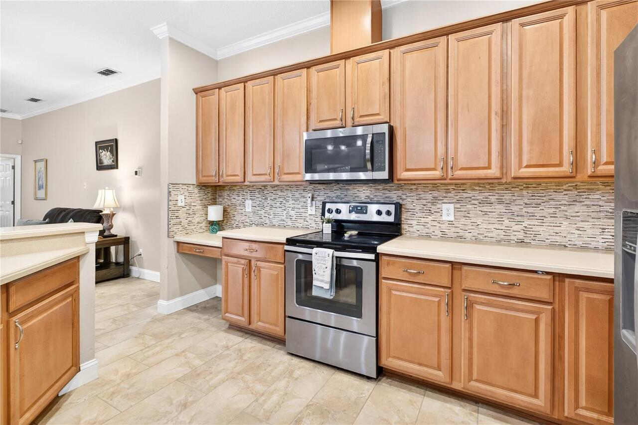 Listing Photo 10