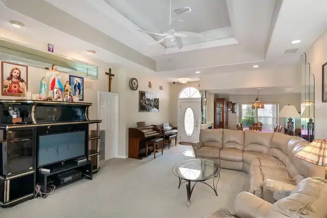 Listing Photo 7