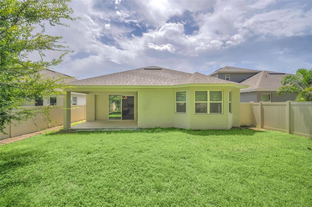 Listing Photo 9