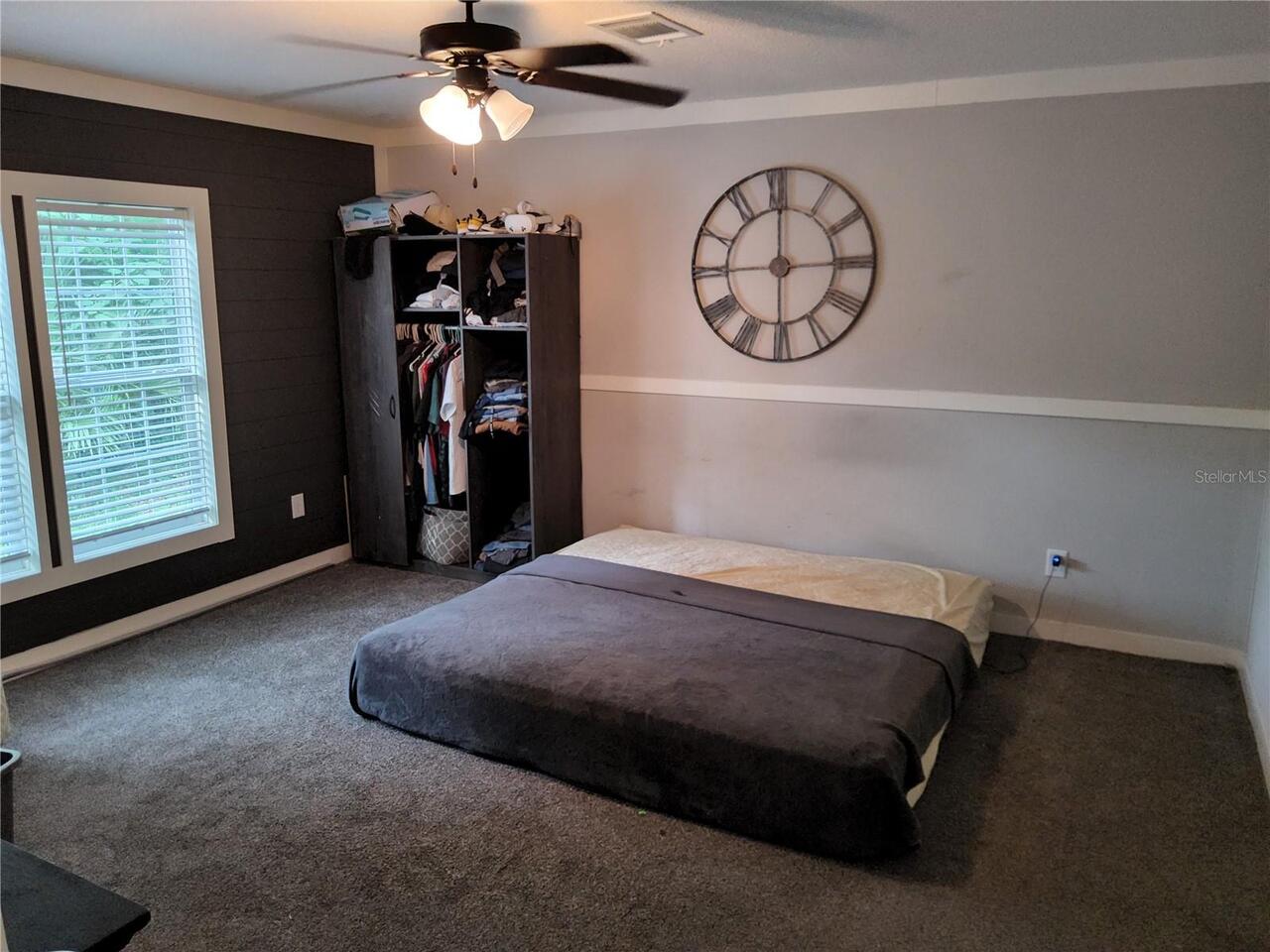 Listing Photo 12