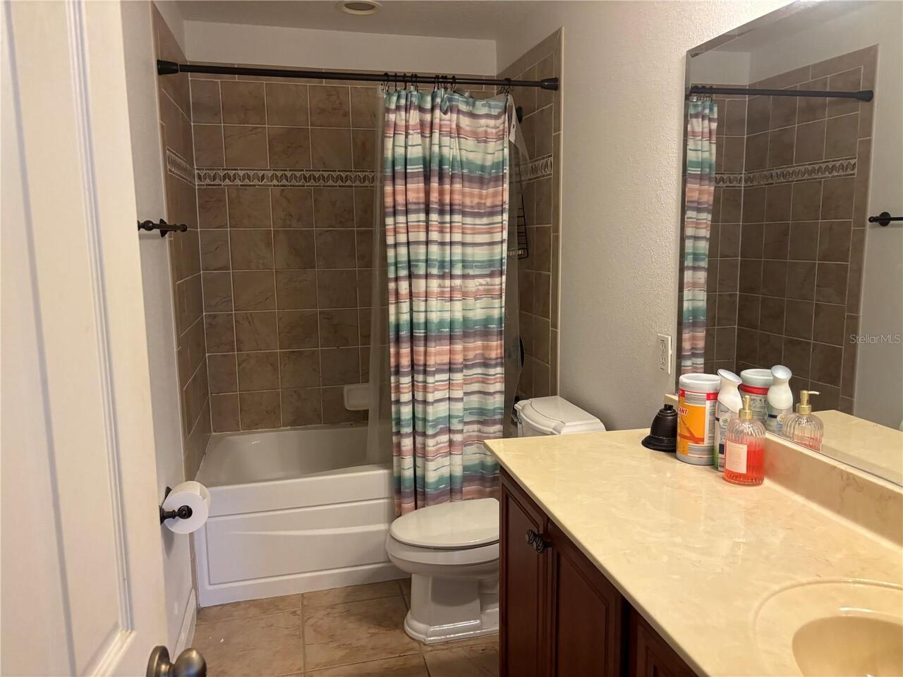 Listing Photo 12