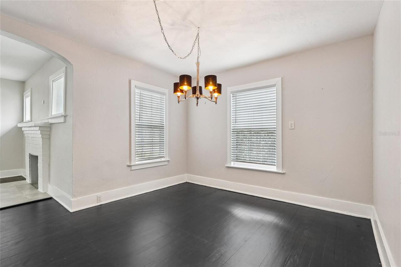 Listing Photo 11