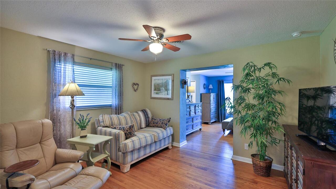 Listing Photo 15