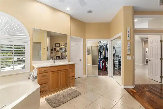 Listing Photo 37