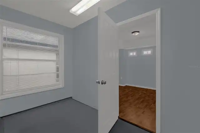 Listing Photo 16