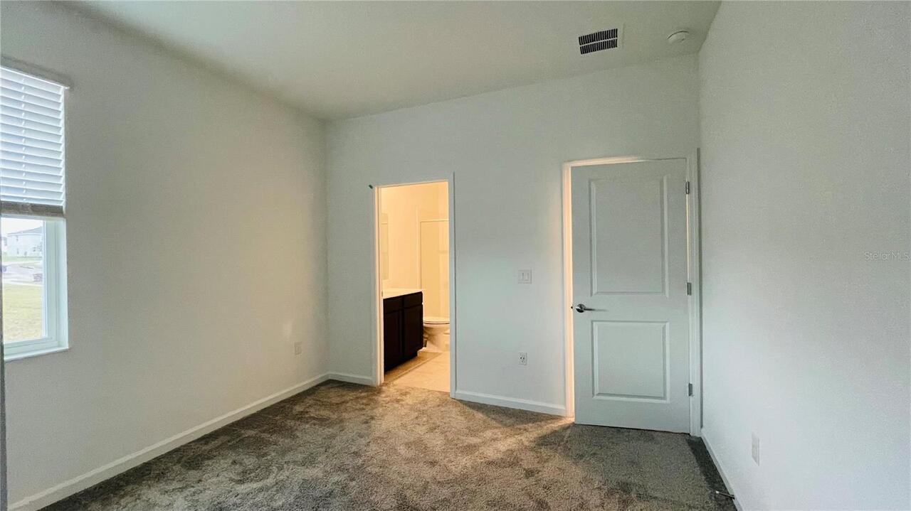Listing Photo 35