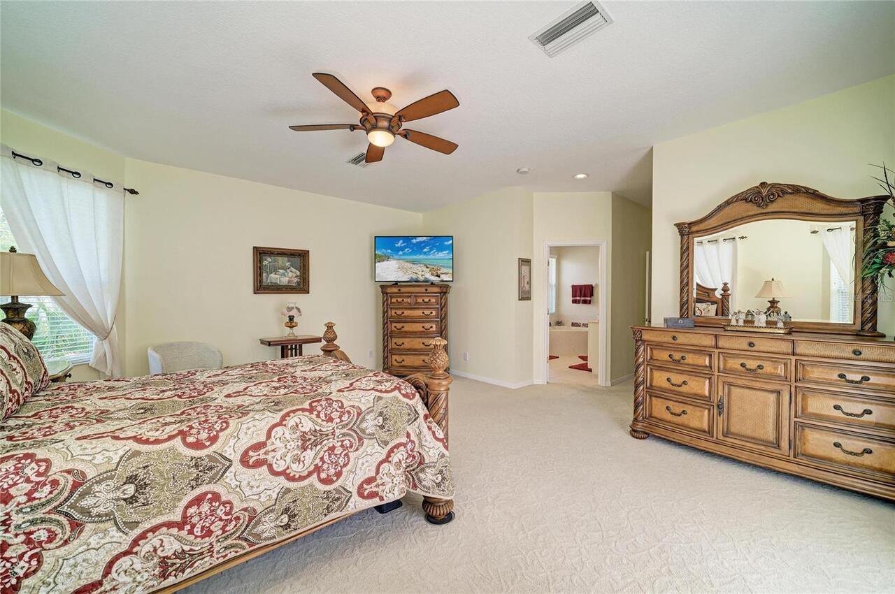 Listing Photo 33