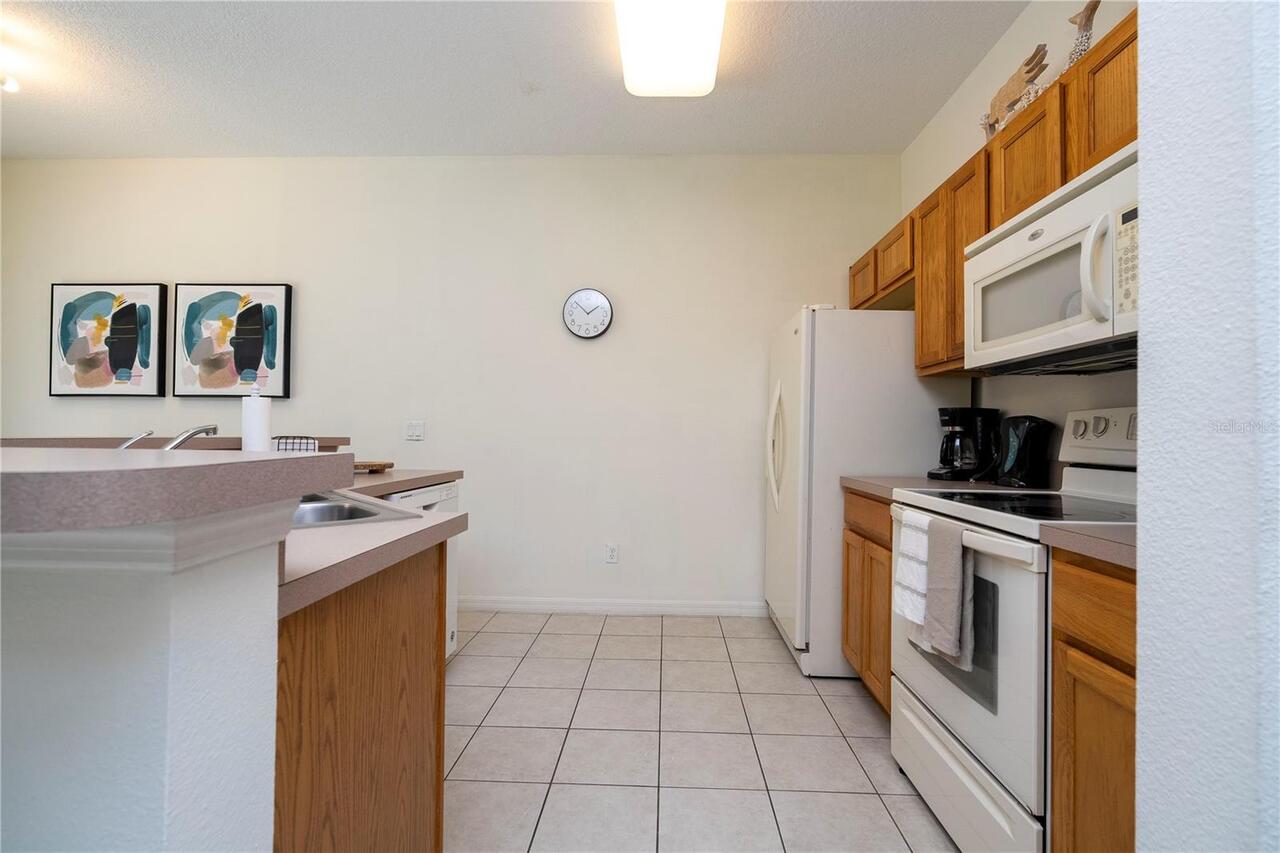 Listing Photo 9
