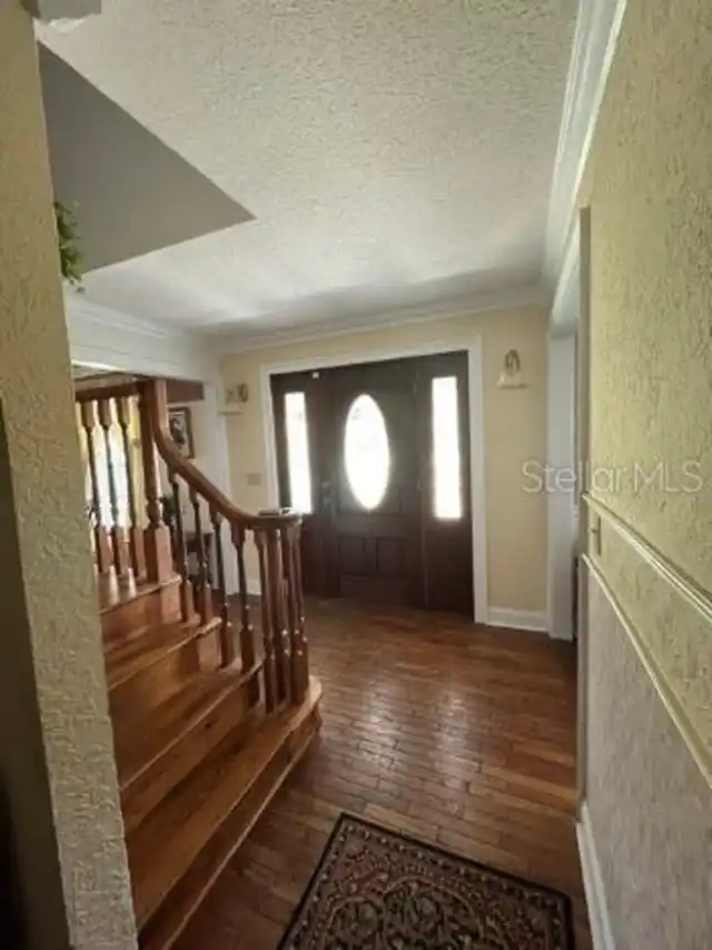 Listing Photo 14