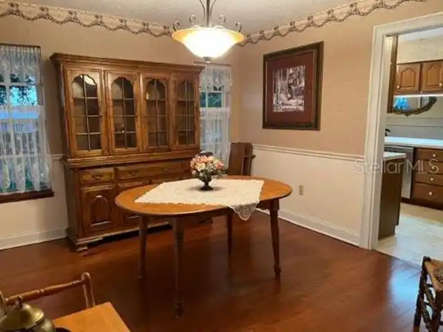 Listing Photo 17