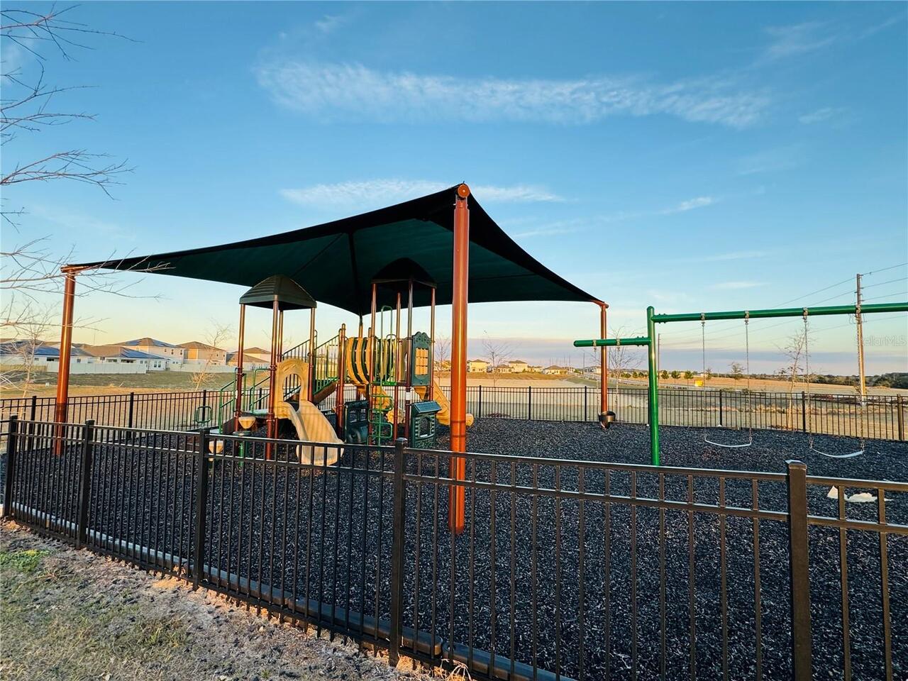 Listing Photo 19