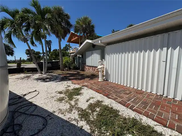 Listing Photo 19