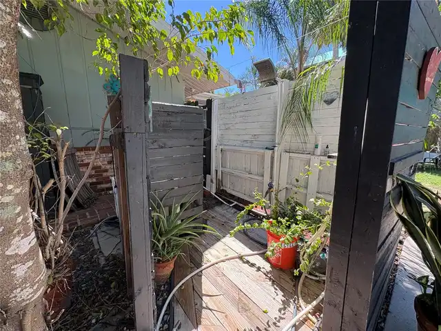 Listing Photo 32