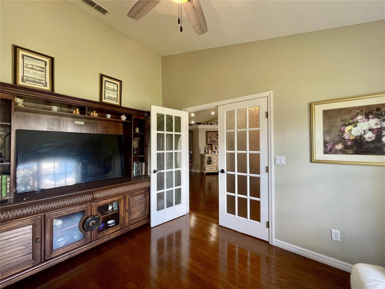 Listing Photo 20