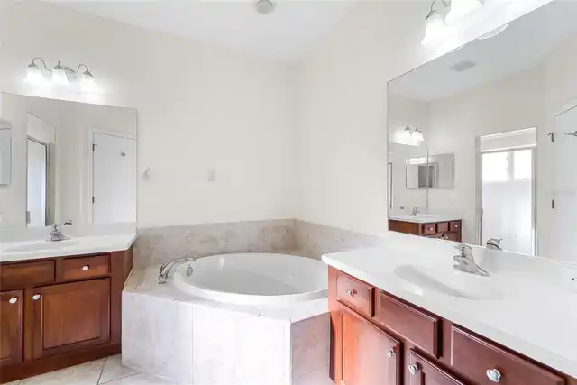 Listing Photo 13