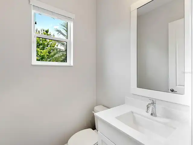 Listing Photo 32